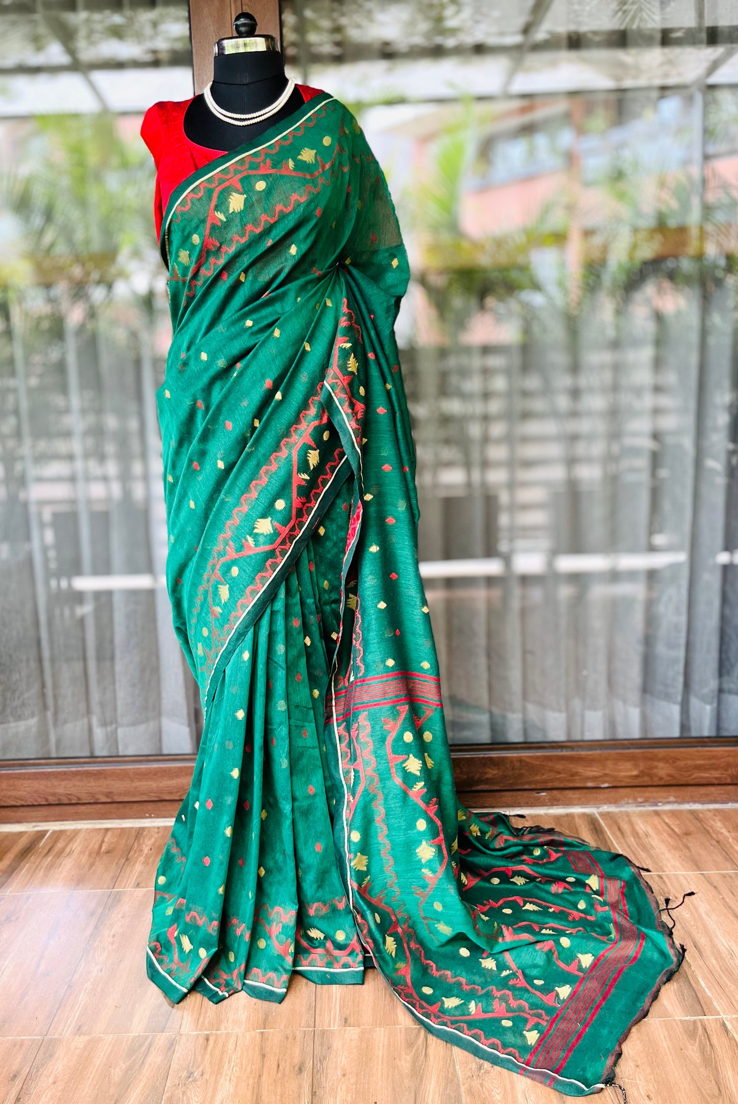 Handloom Cotton Saree | Green Roots