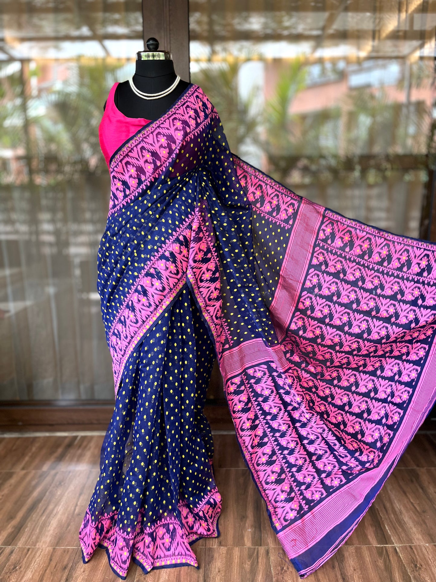 Jamdani Saree | Dots n Blue