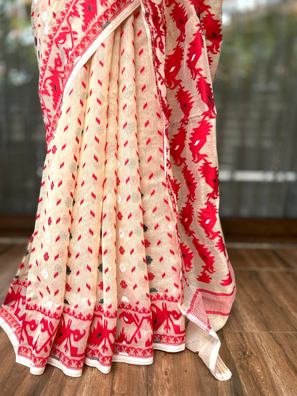 Jamdani saree | Queen of Red