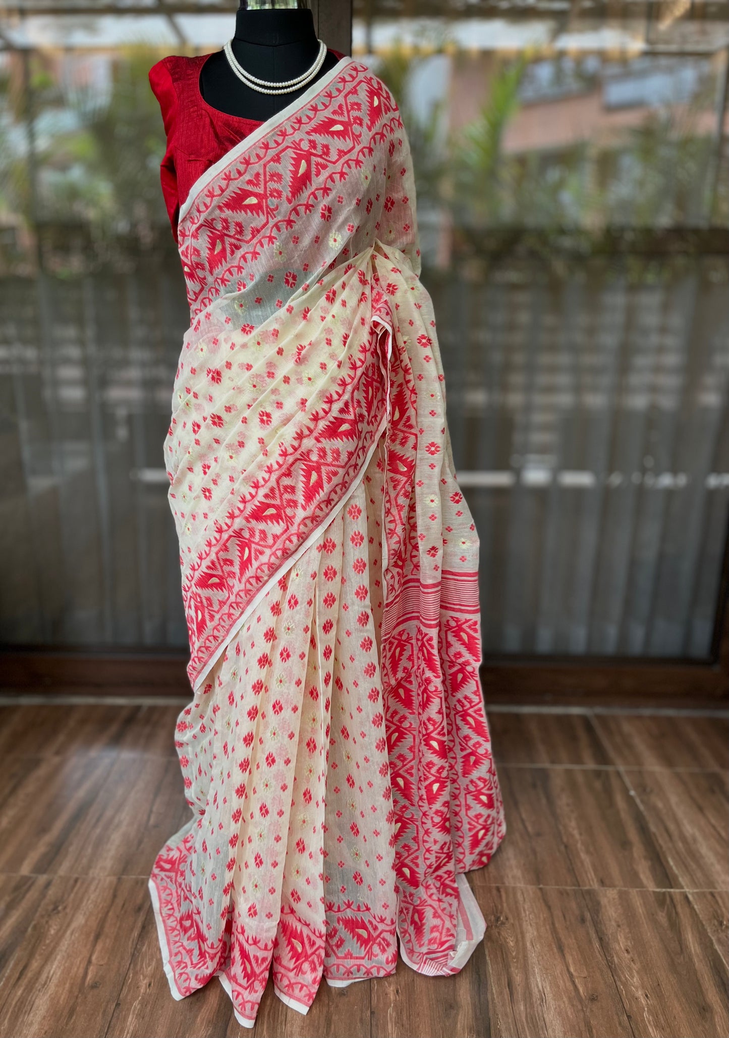 Jamdani saree | Royal Line