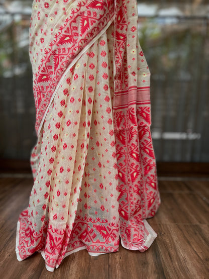 Jamdani saree | Royal Line