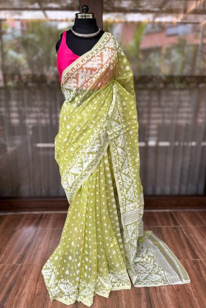 Jamdani Saree | Evergreen