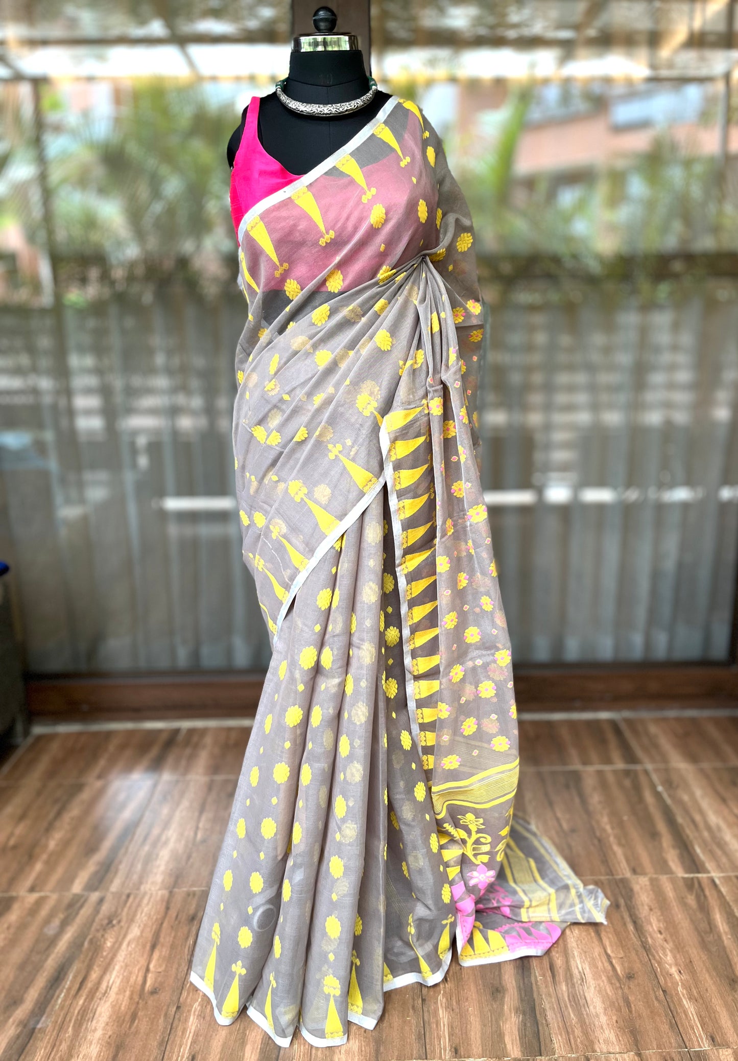 Jamdani Saree | Blooming Grey