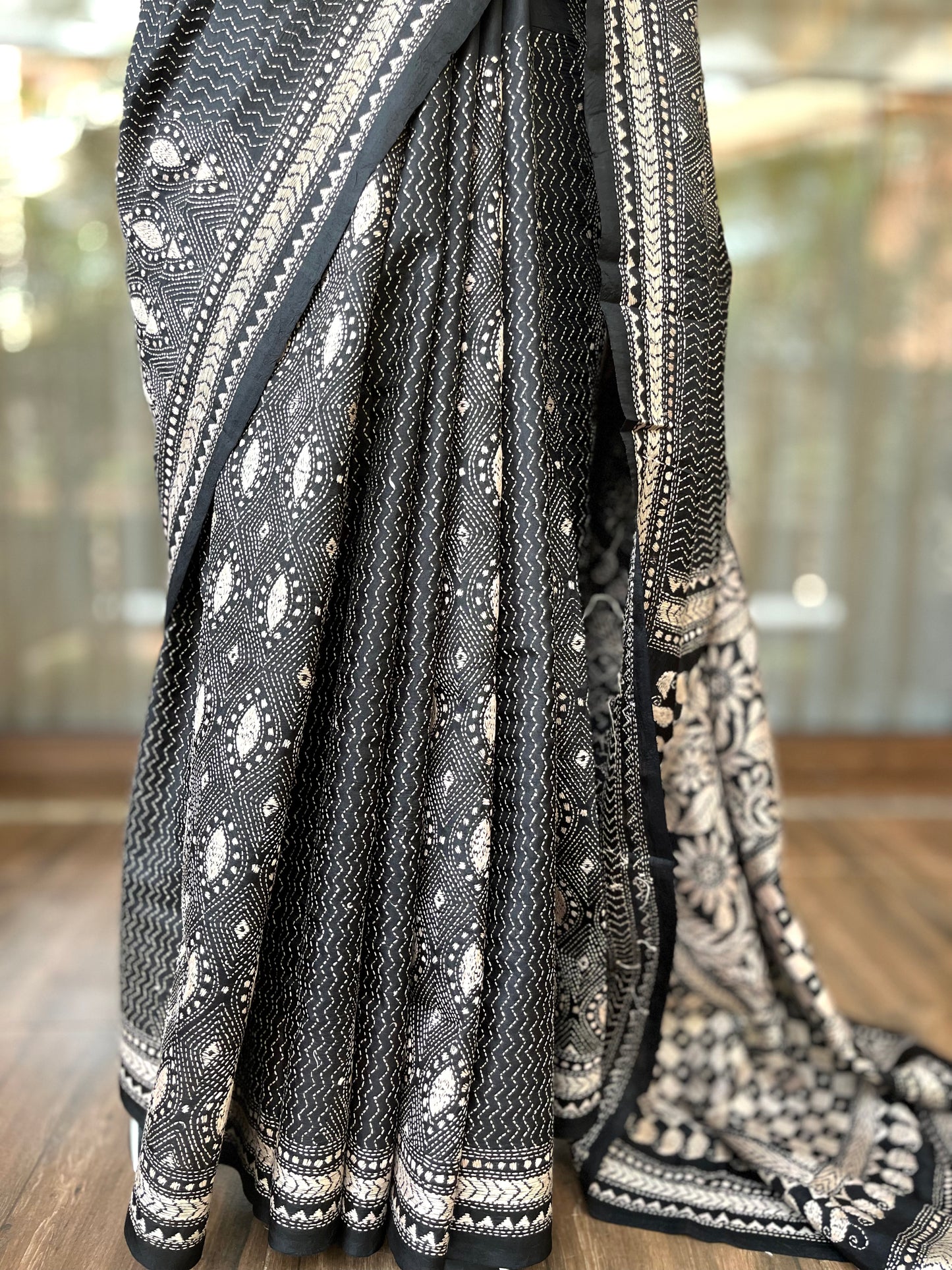 Kantha Stitch Saree | Smoky Eye