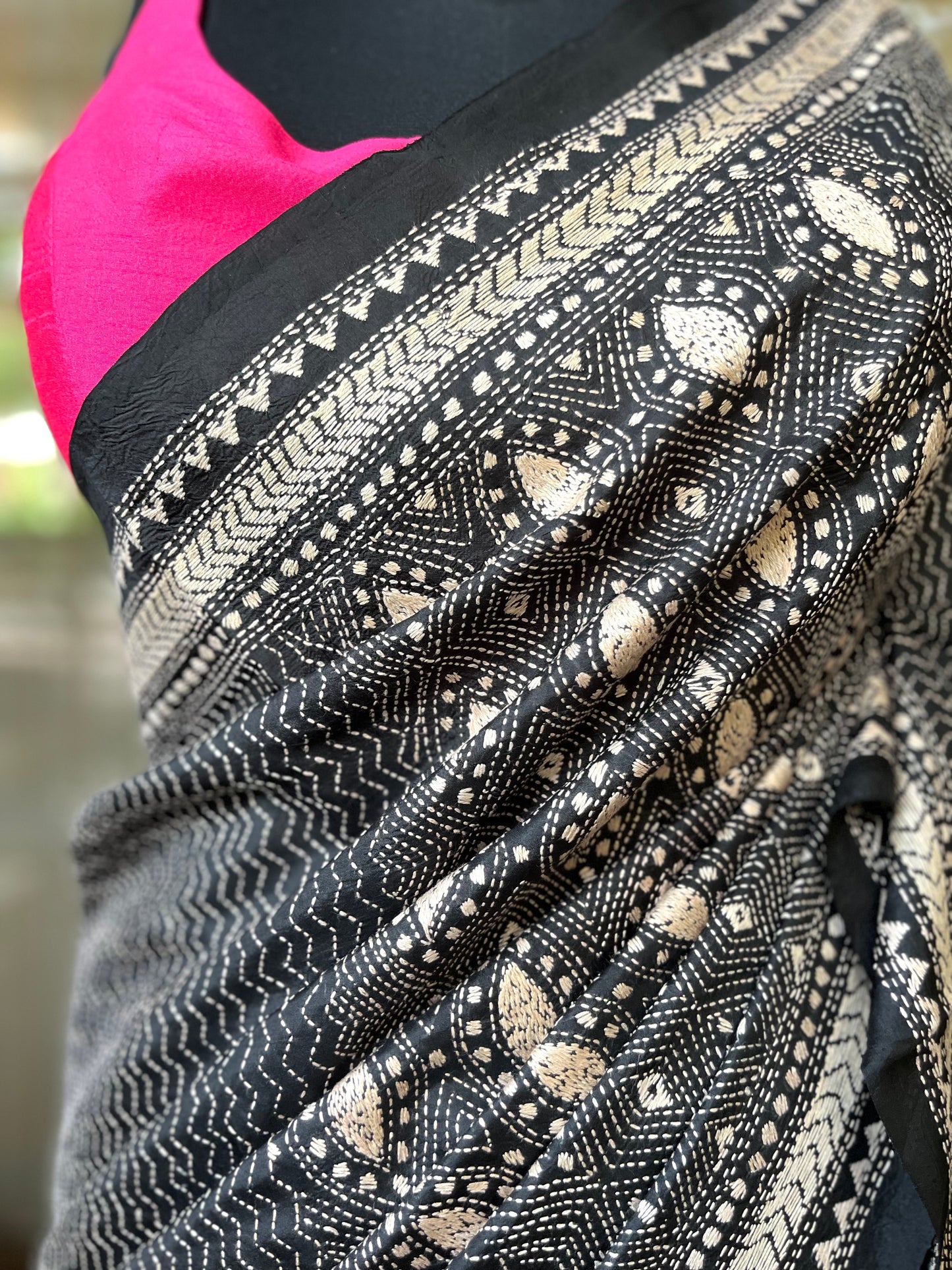 Kantha Stitch Saree | Smoky Eye