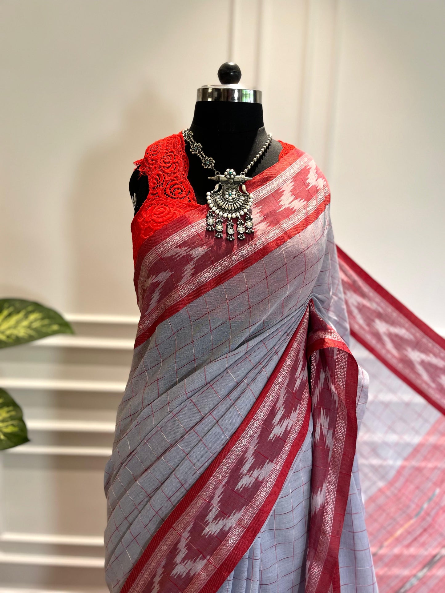 Cotton Saree | Arya | Grey-Red