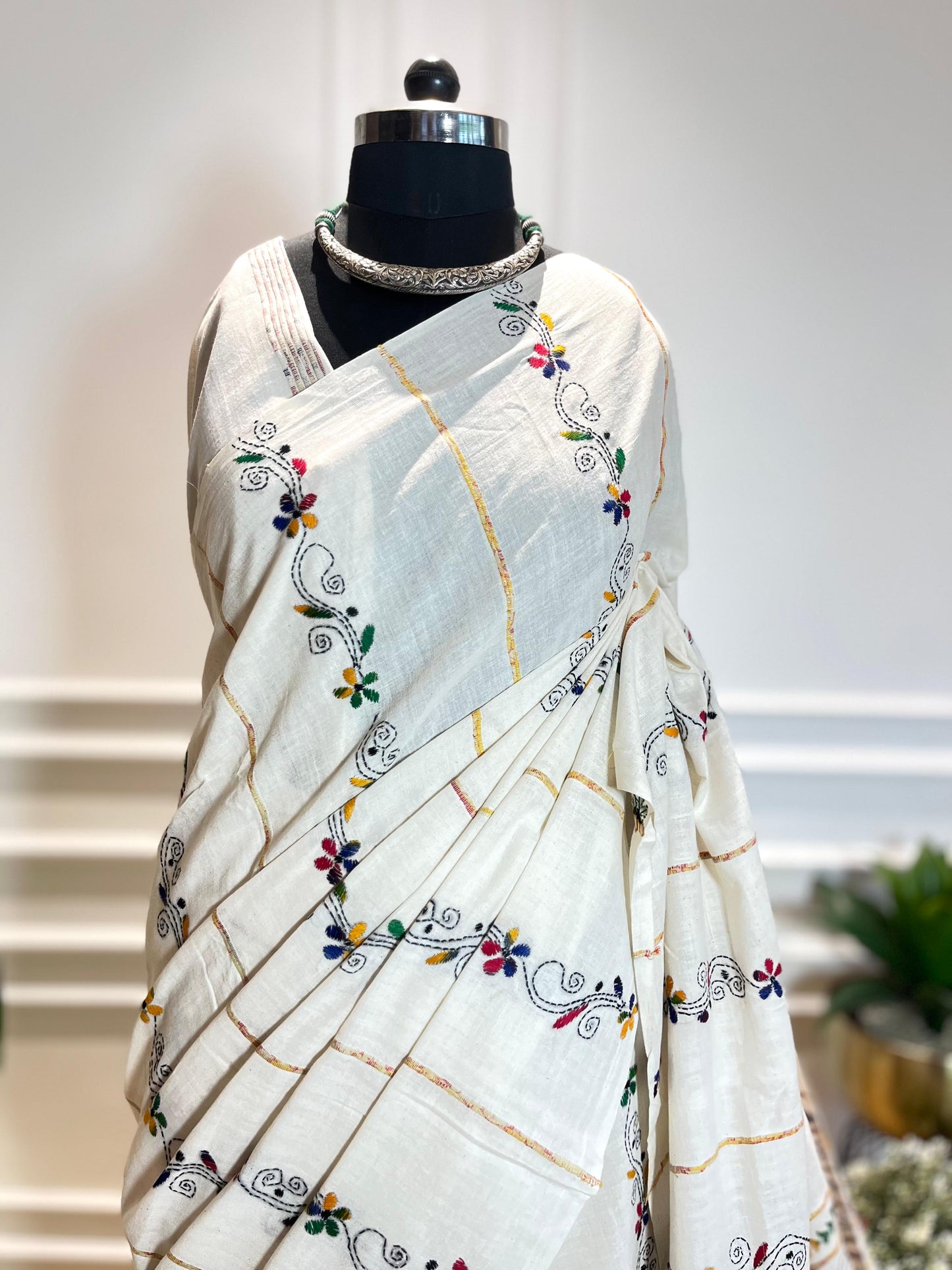 Rangeen Phool | Kantha Stitch Saree